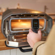 Load image into Gallery viewer, Ooni Infrarauður Digital Hitamælir - Pizzaofnar.is
