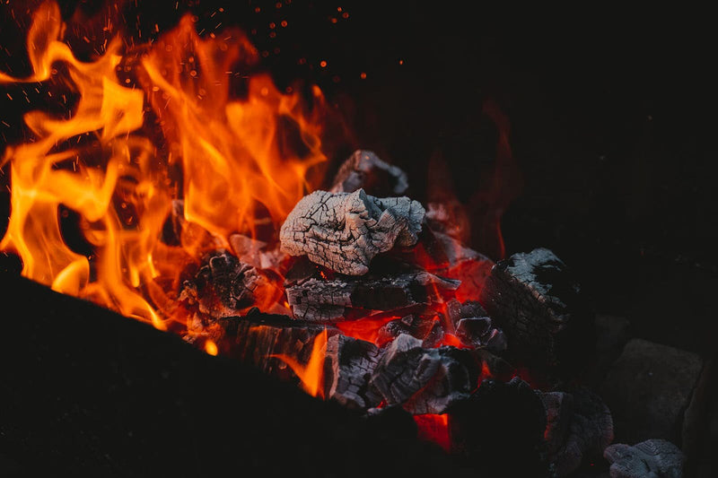 Jealous Devil Chunx XL 9 KG. HARÐVIÐARKOL - Pizzaofnar.is