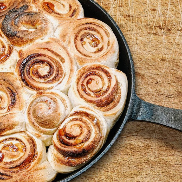 Kanilsnúðar úr pizzadeigi