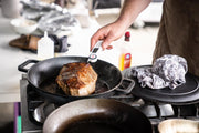Skottsberg Steypujárnspanna með loki 31,5 cm - Grillkofinn - Pizzaofnar & Grill
